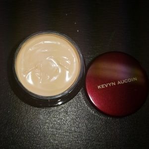 Kevyn Aucoin Sensual Skin Enhancer